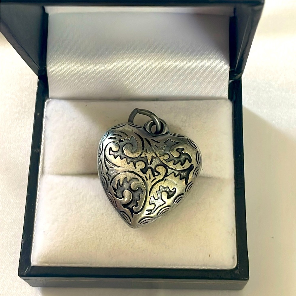 Vintage Filagree Heart Pendant